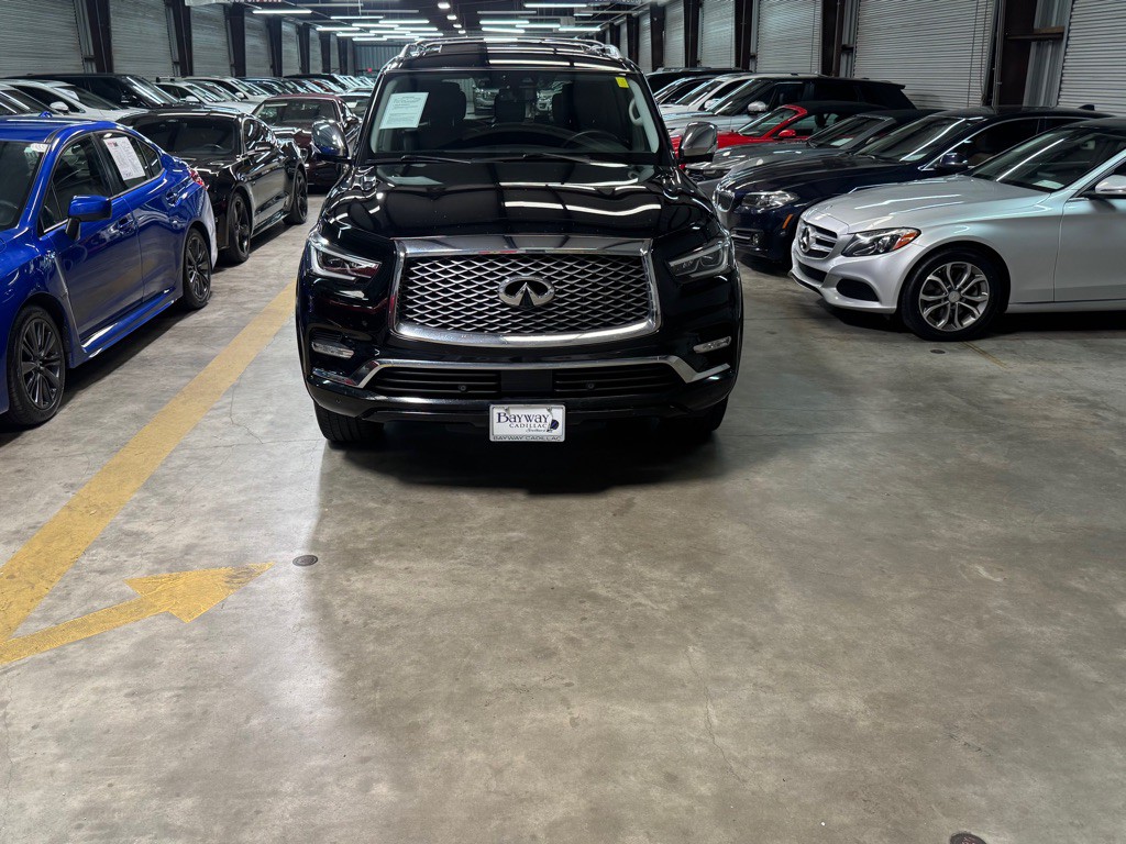 2019 INFINITI QX80 Image 2