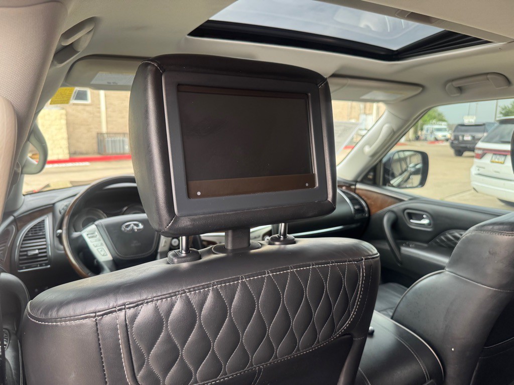 2019 INFINITI QX80 Image 24
