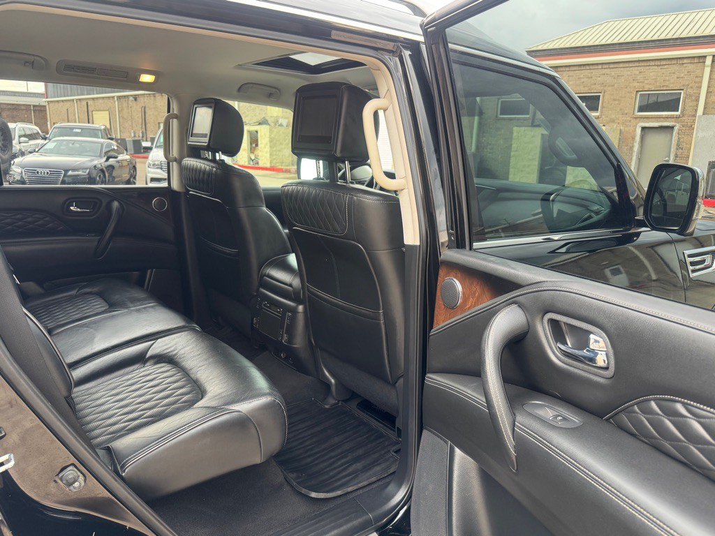 2019 INFINITI QX80 Image 28