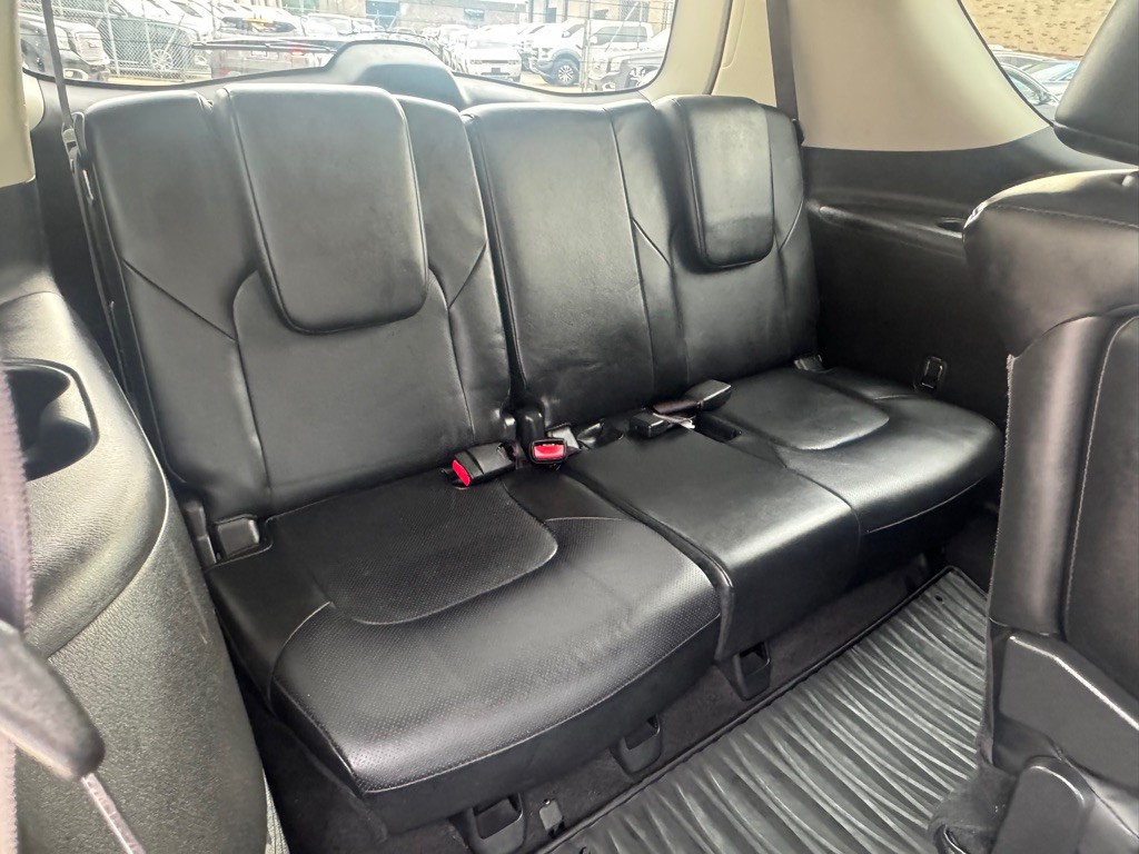 2019 INFINITI QX80 Image 30