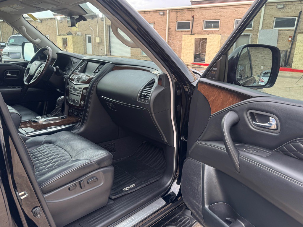2019 INFINITI QX80 Image 31