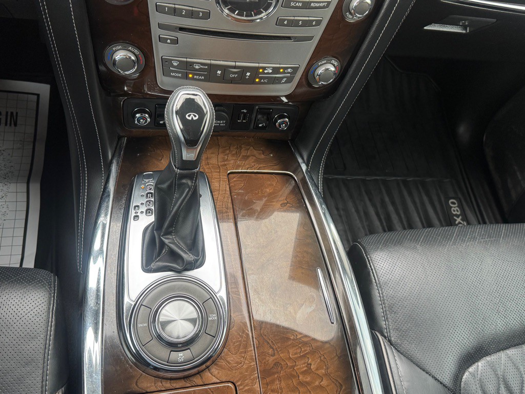 2019 INFINITI QX80 Image 44