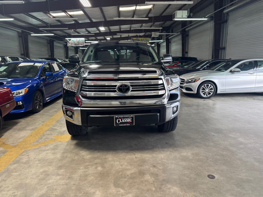 2017 Toyota Tundra Image 4