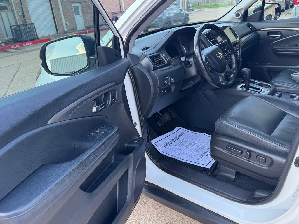 2020 Honda Pilot Image 17