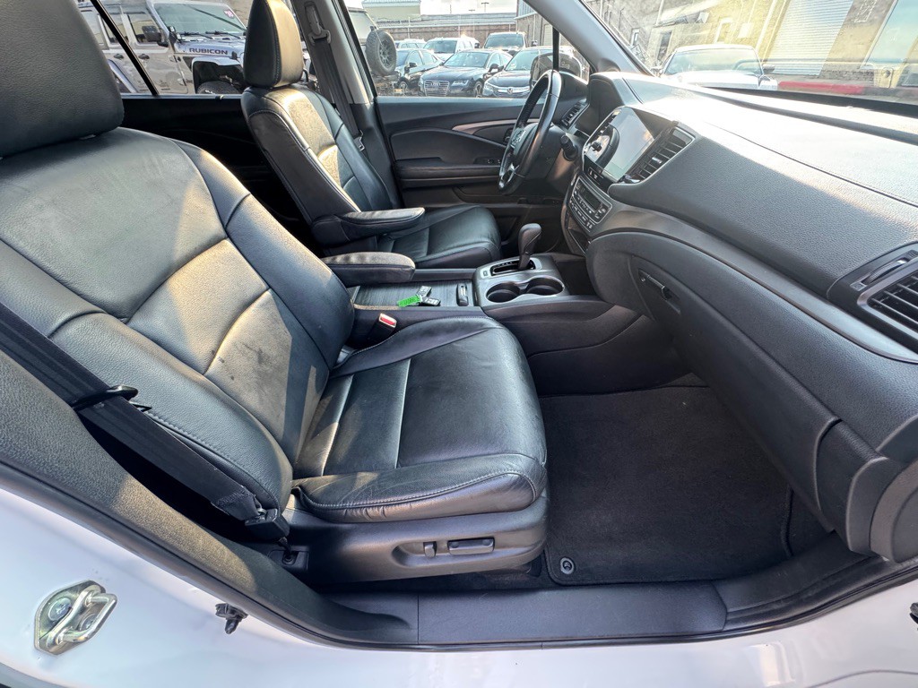 2020 Honda Pilot Image 25