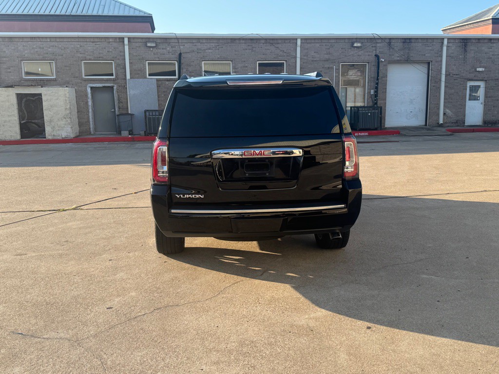 2015 GMC Yukon Image 15
