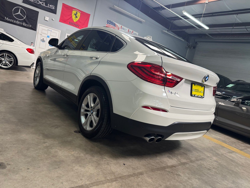 2015 BMW X4 Image 11
