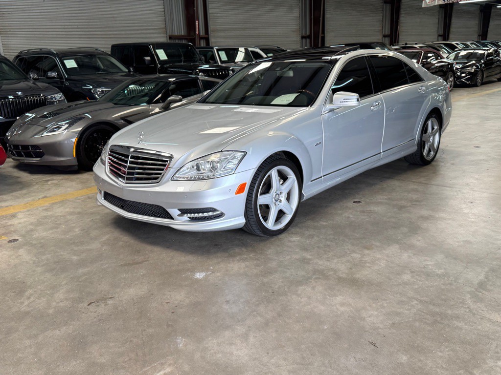2012 Mercedes-Benz S-Class Image 1