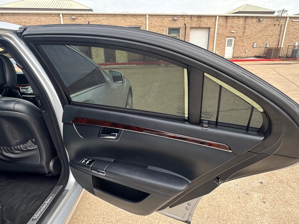 2012 Mercedes-Benz S-Class Image 21