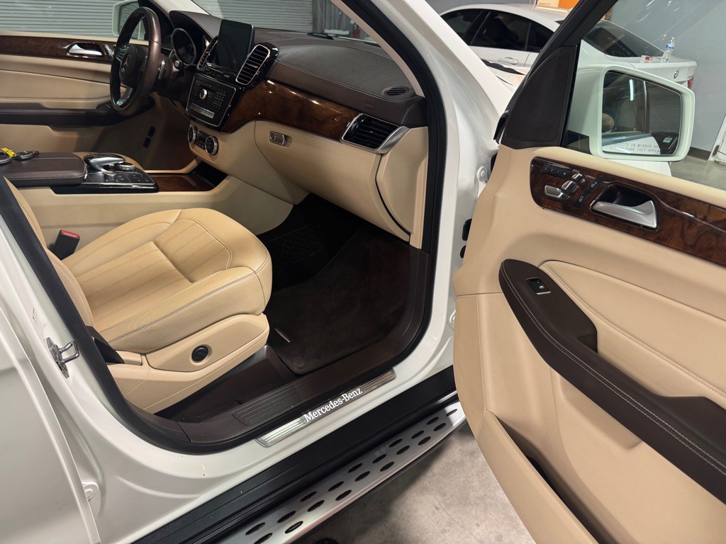 2018 Mercedes-Benz GLS-Class Image 27