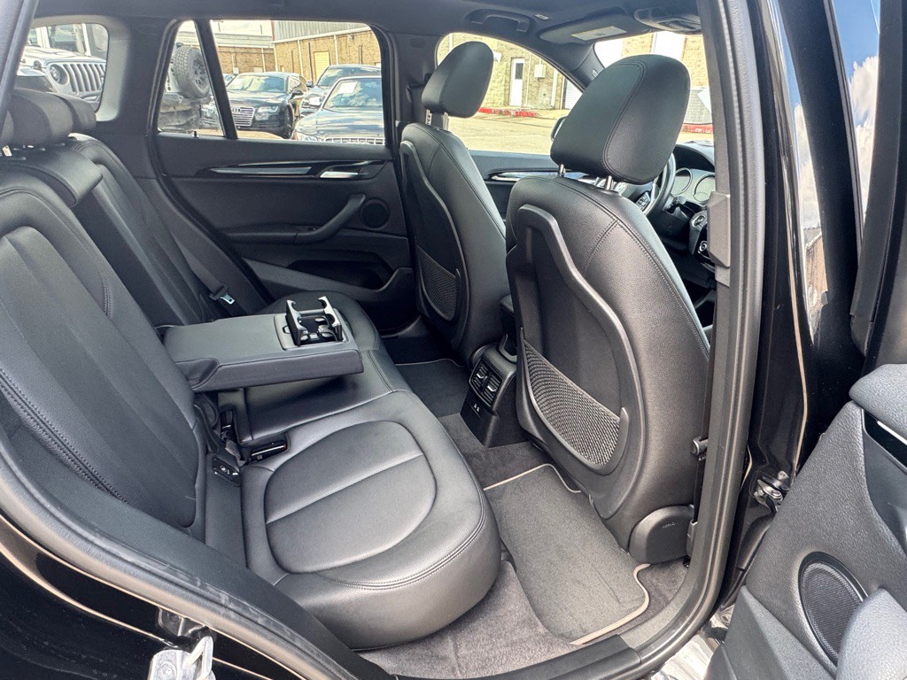 2020 BMW X1 Image 24