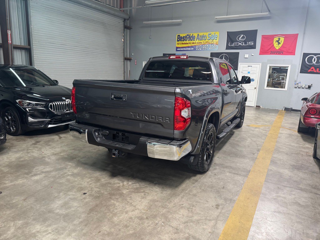 2018 Toyota Tundra Image 9