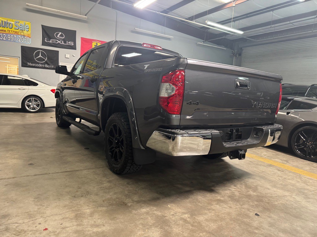 2018 Toyota Tundra Image 11
