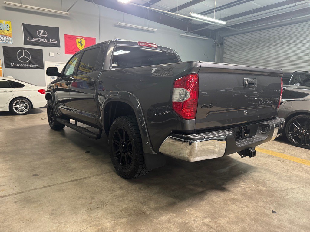 2018 Toyota Tundra Image 12