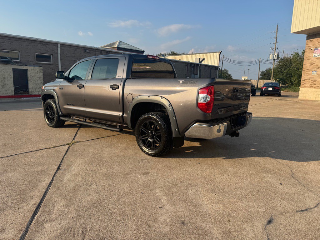 2018 Toyota Tundra Image 22