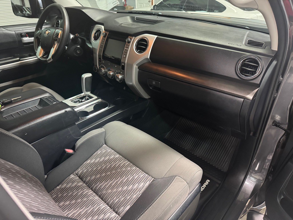 2018 Toyota Tundra Image 27