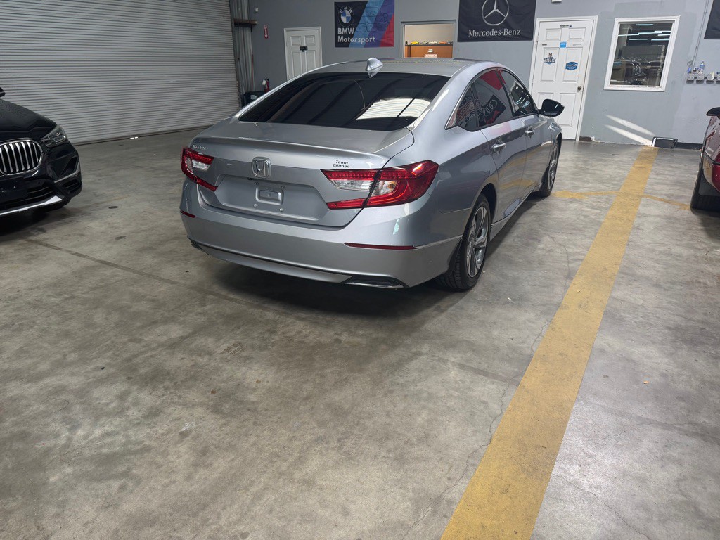 2019 Honda Accord Image 9