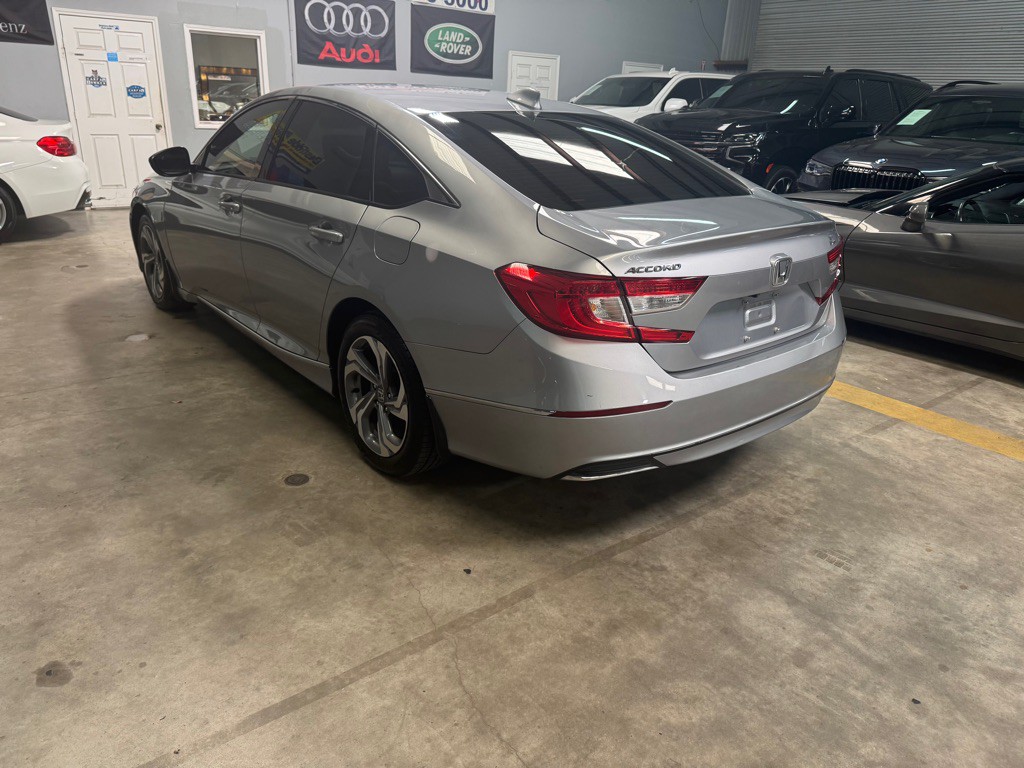 2019 Honda Accord Image 12