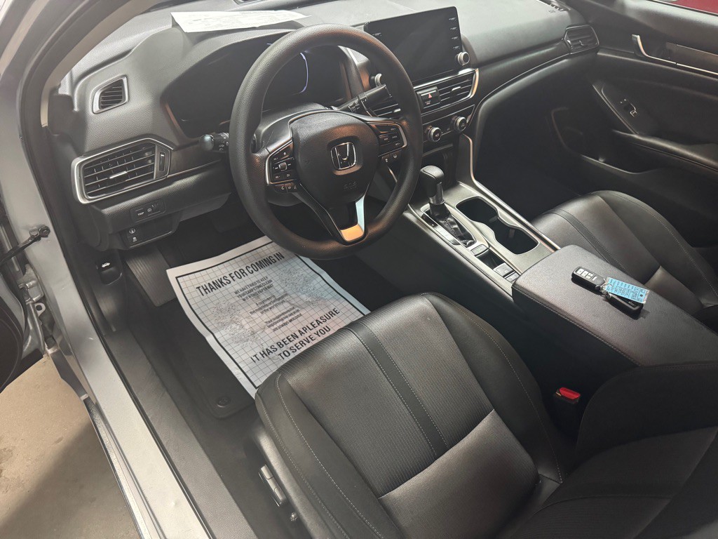 2019 Honda Accord Image 25