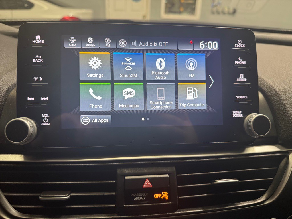 2019 Honda Accord Image 32