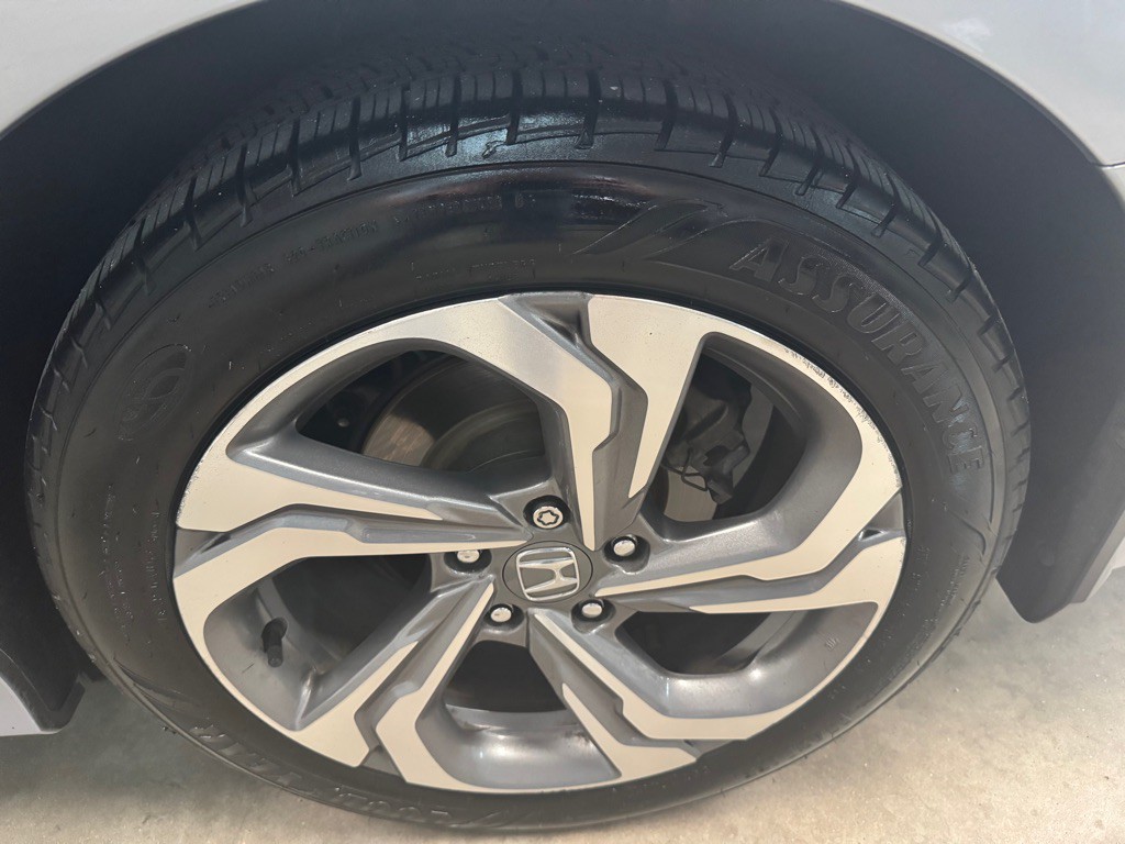 2019 Honda Accord Image 37