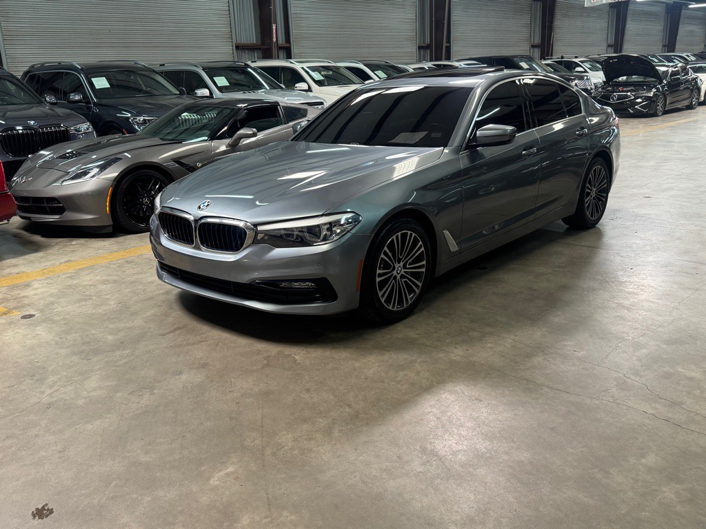 2018 BMW 5 Series Image 1
