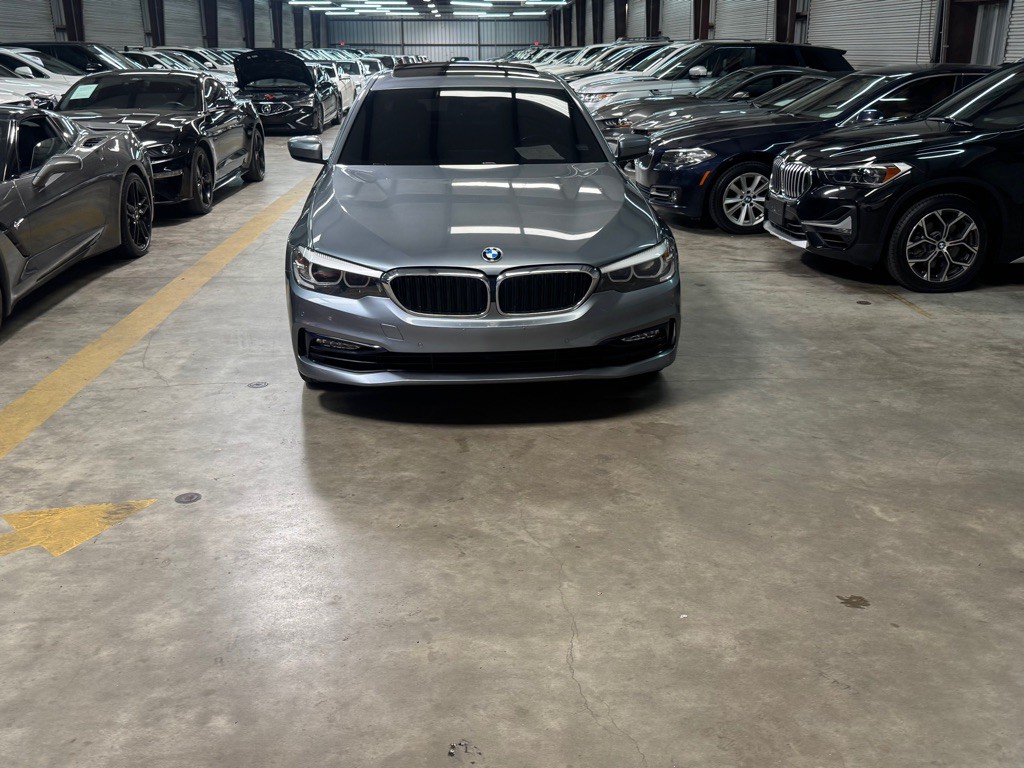 2018 BMW 5 Series Image 2