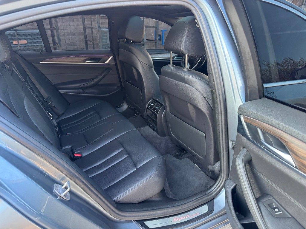 2018 BMW 5 Series Image 22