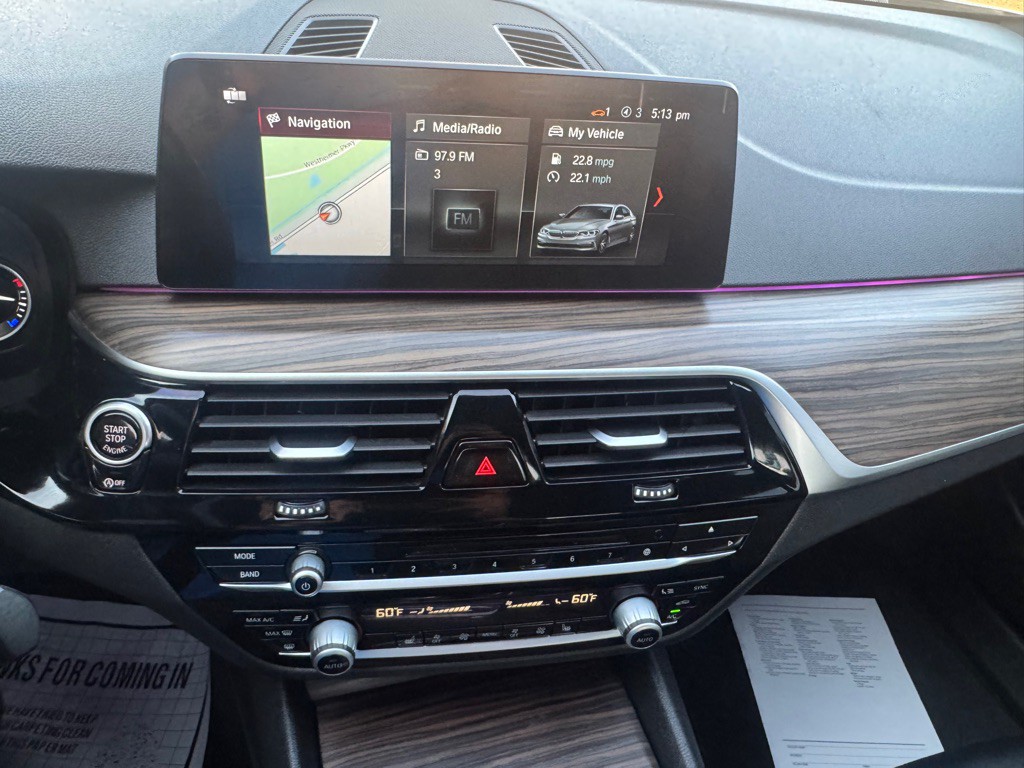 2018 BMW 5 Series Image 27