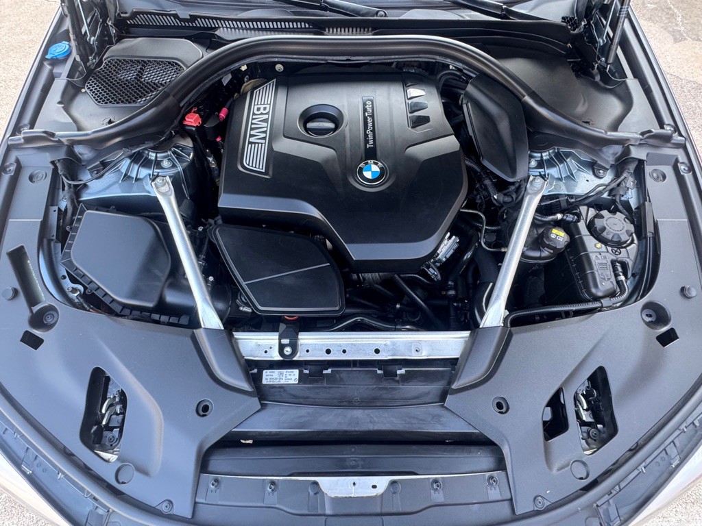 2018 BMW 5 Series Image 36