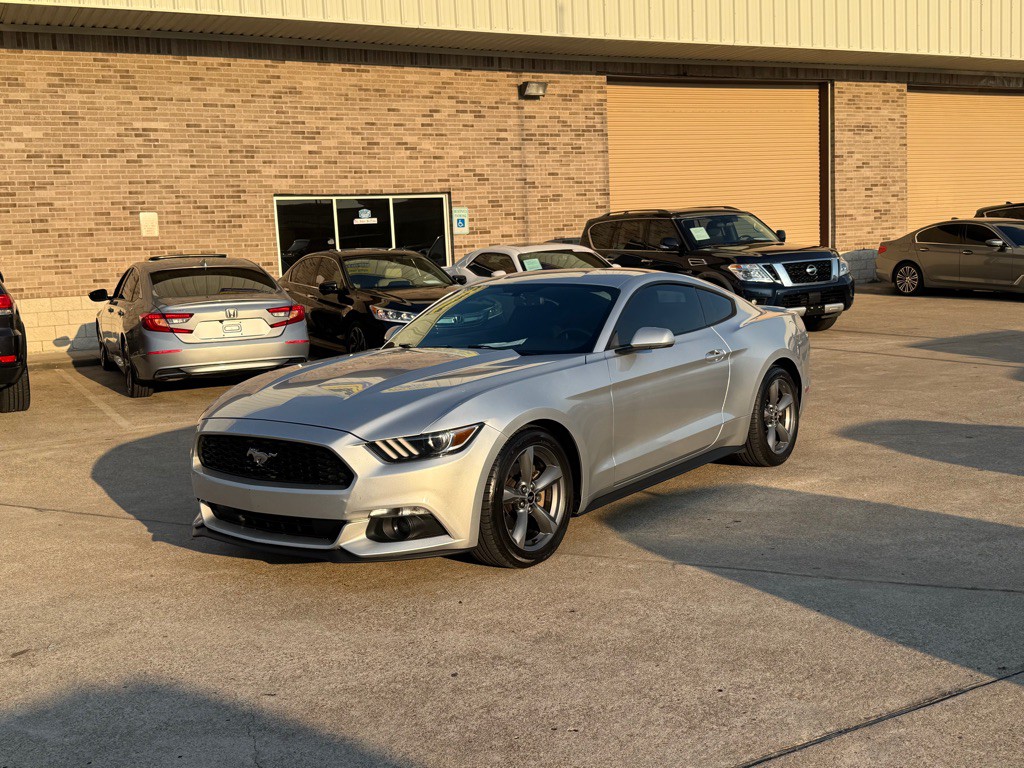 2016 Ford Mustang Image 12
