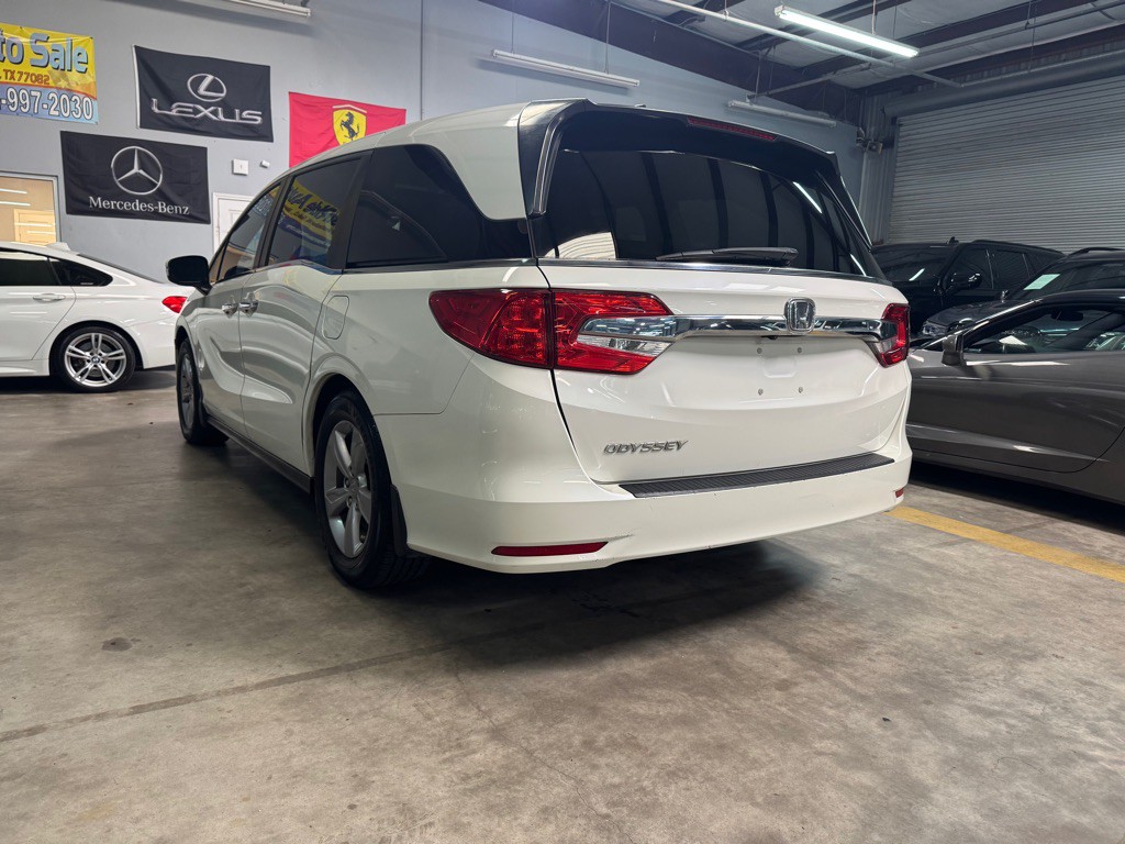 2018 Honda Odyssey Image 11