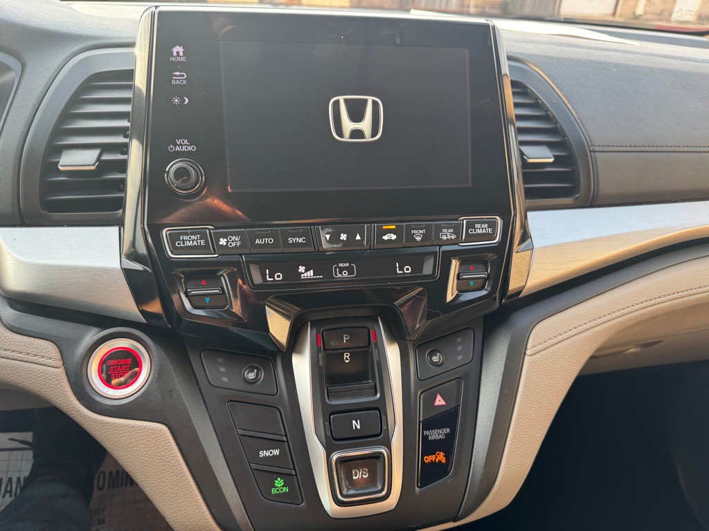 2018 Honda Odyssey Image 35
