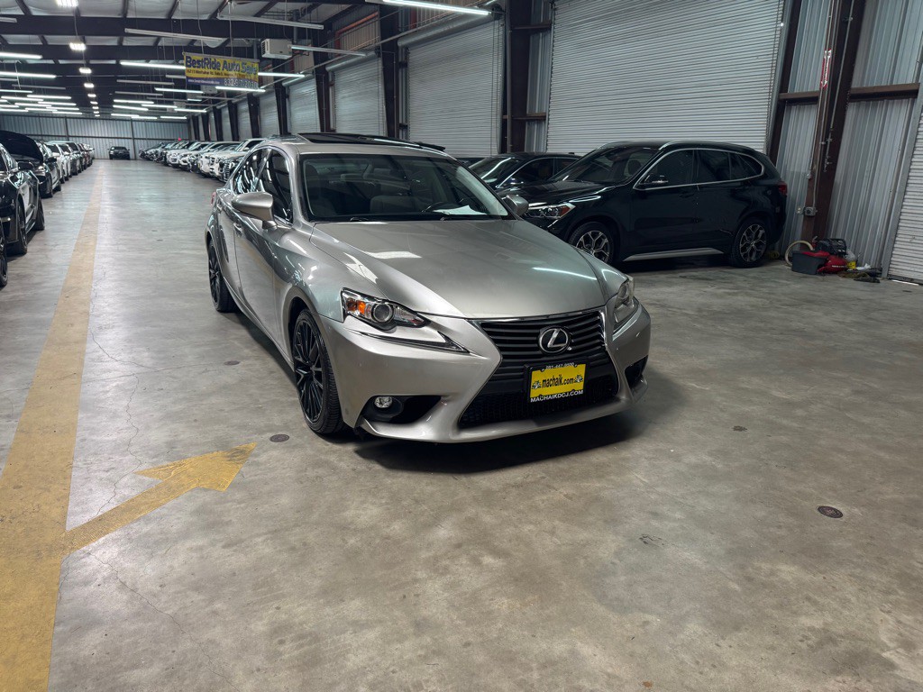 2015 Lexus IS Image 6