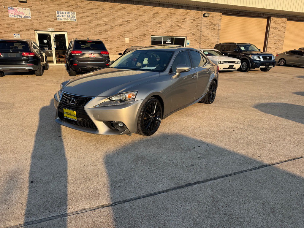 2015 Lexus IS Image 15