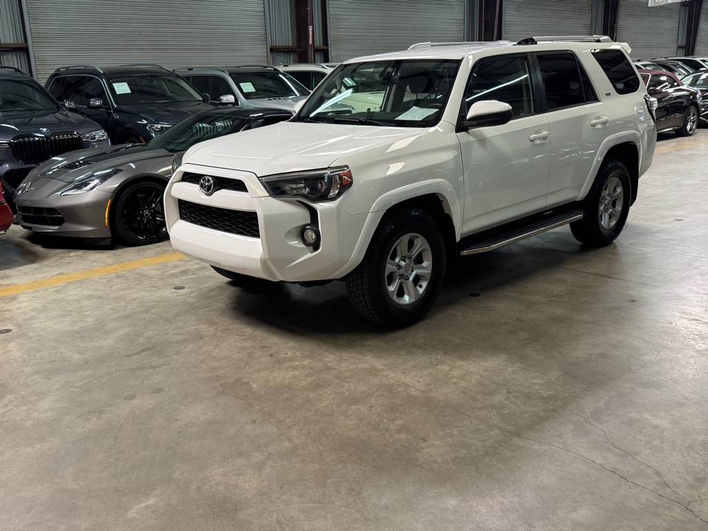 2018 Toyota 4Runner Image 2