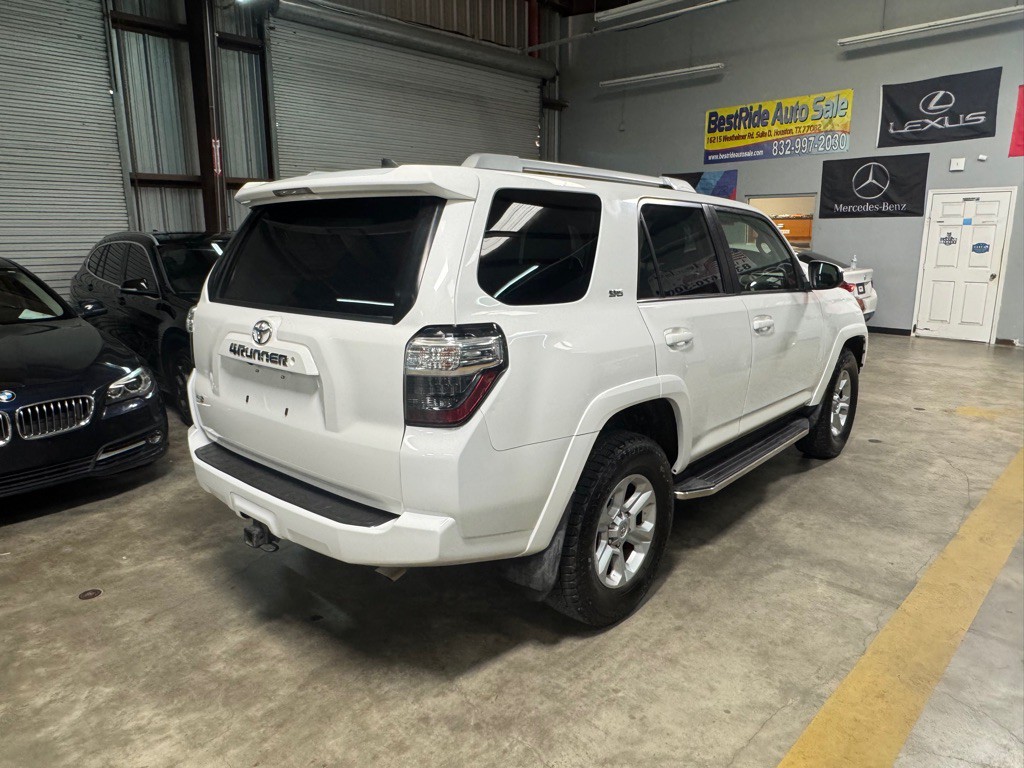 2018 Toyota 4Runner Image 6