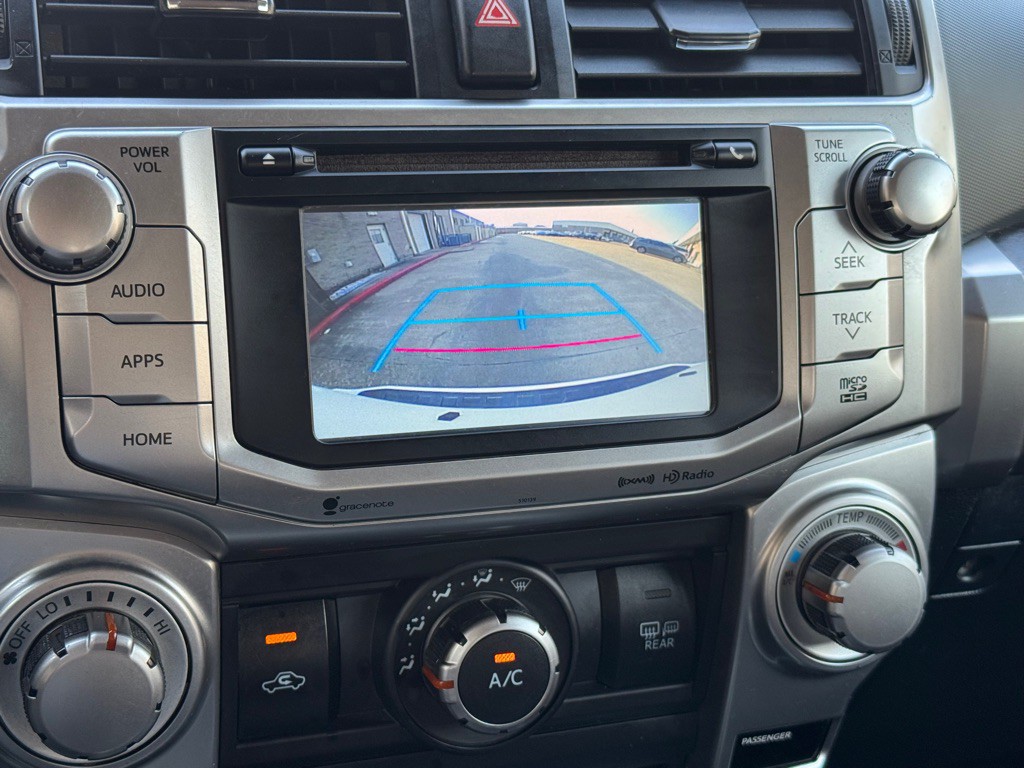 2018 Toyota 4Runner Image 32