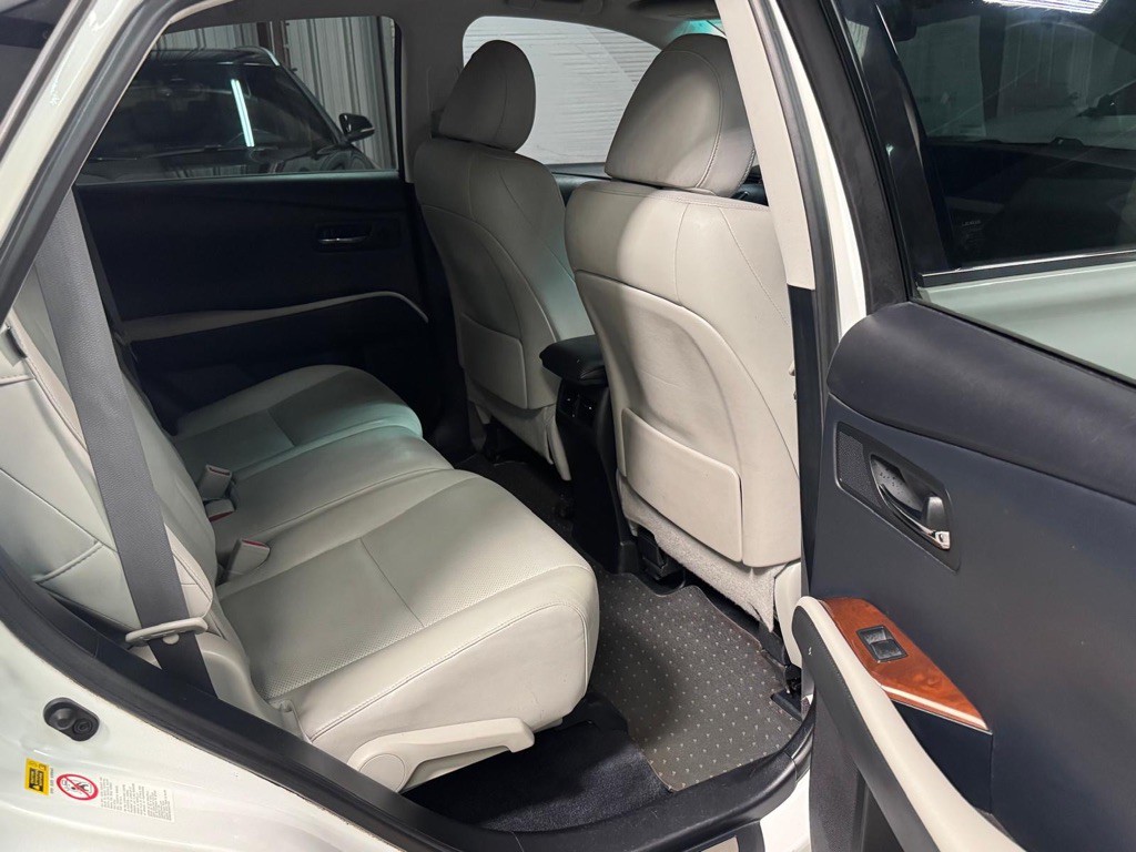 2012 Lexus RX Image 24
