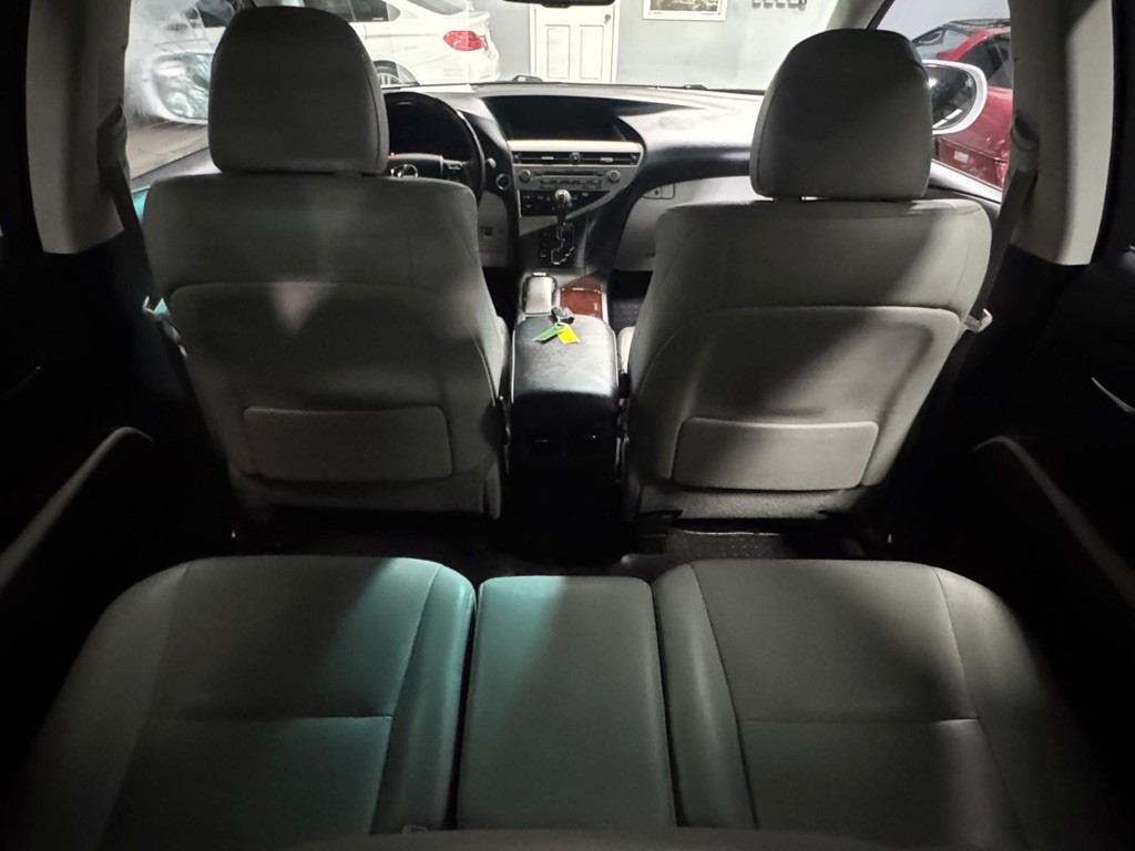 2012 Lexus RX Image 25