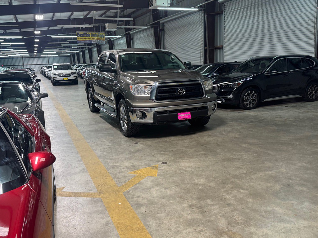 2013 Toyota Tundra Image 9