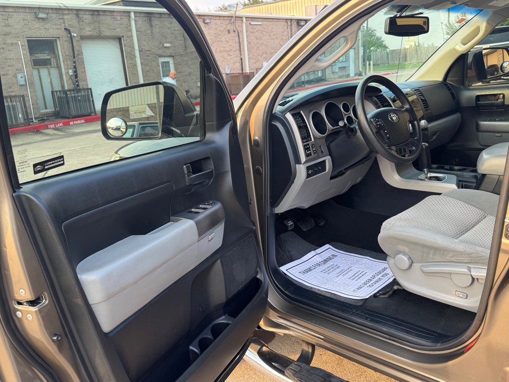 2013 Toyota Tundra Image 18