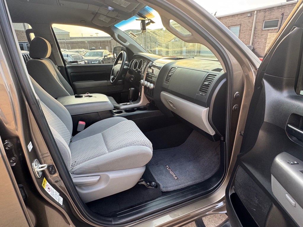2013 Toyota Tundra Image 25