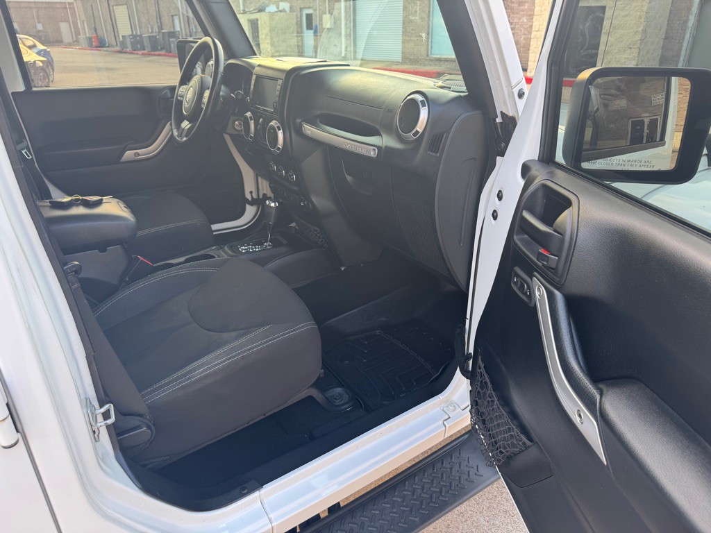 2015 Jeep Wrangler Unlimited Image 28