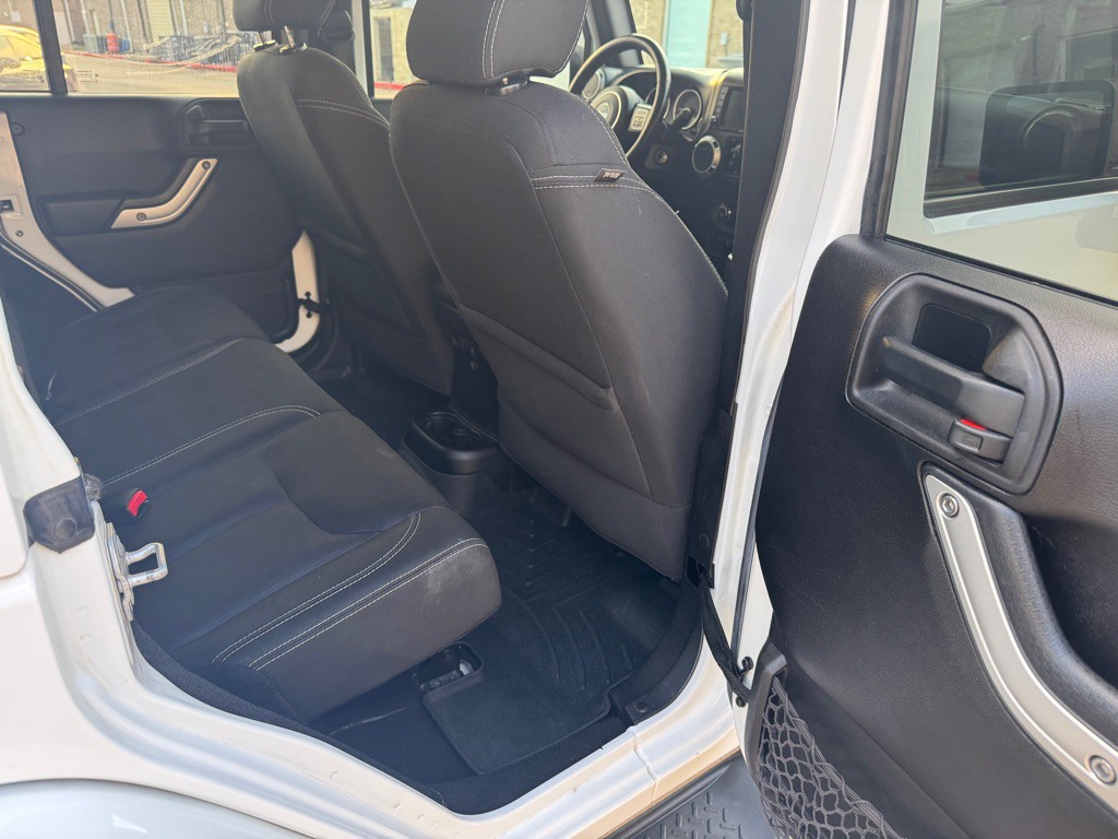 2015 Jeep Wrangler Unlimited Image 31