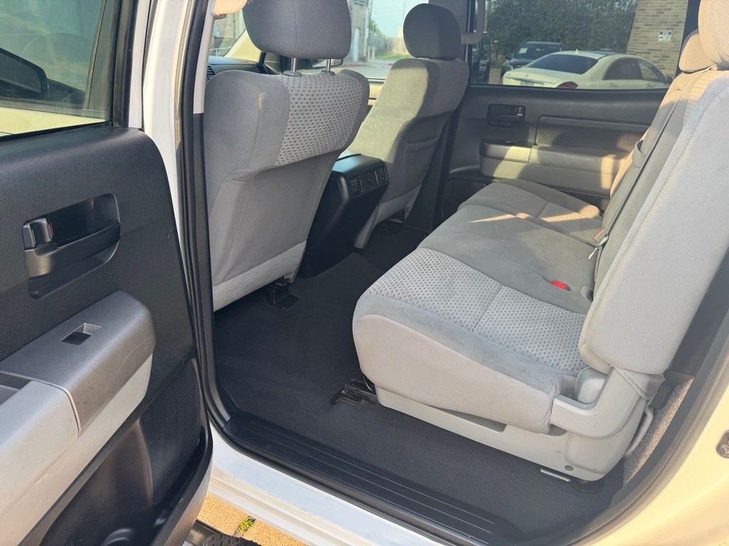 2012 Toyota Tundra Image 30