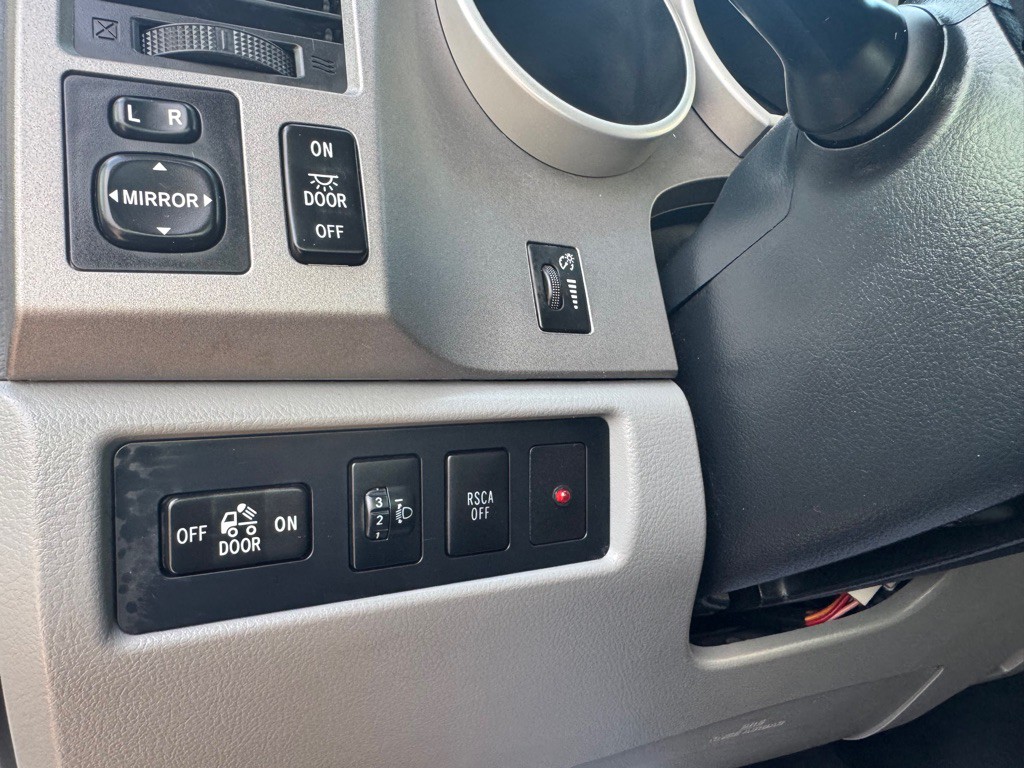 2012 Toyota Tundra Image 34