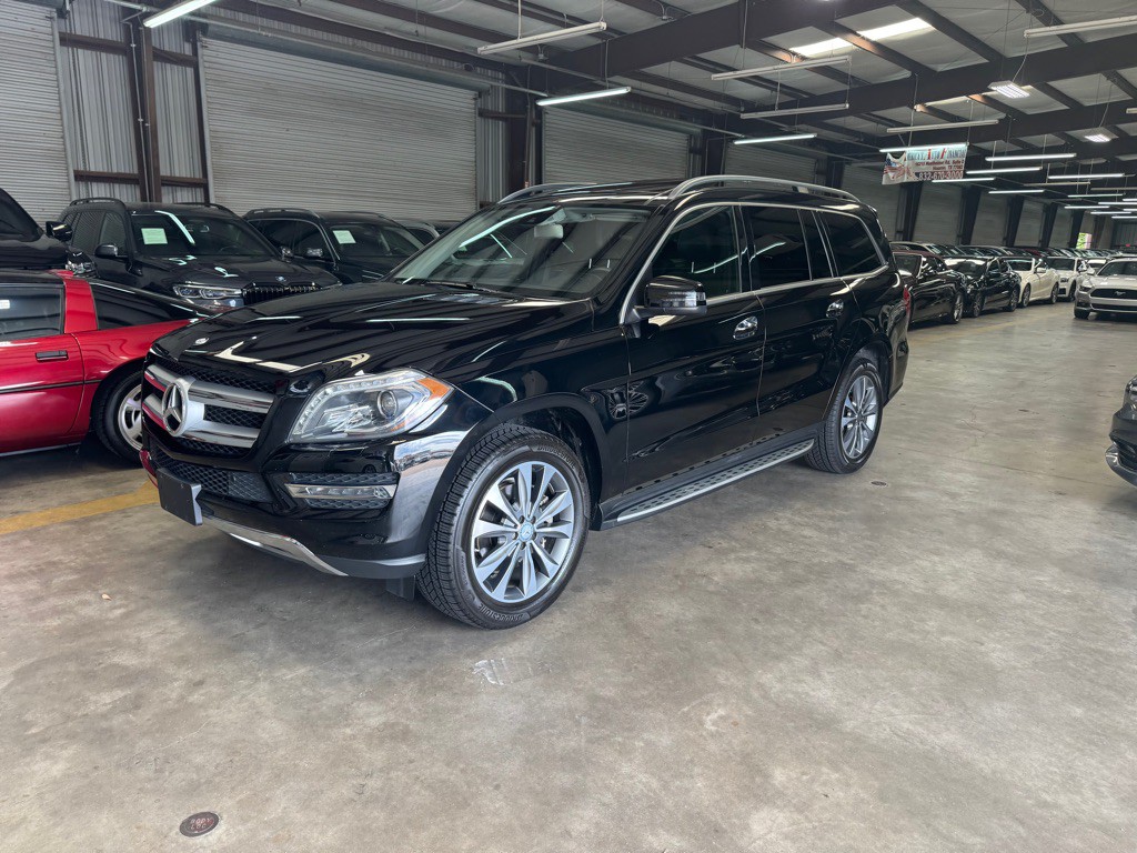 2016 Mercedes-Benz GL-Class Image 2