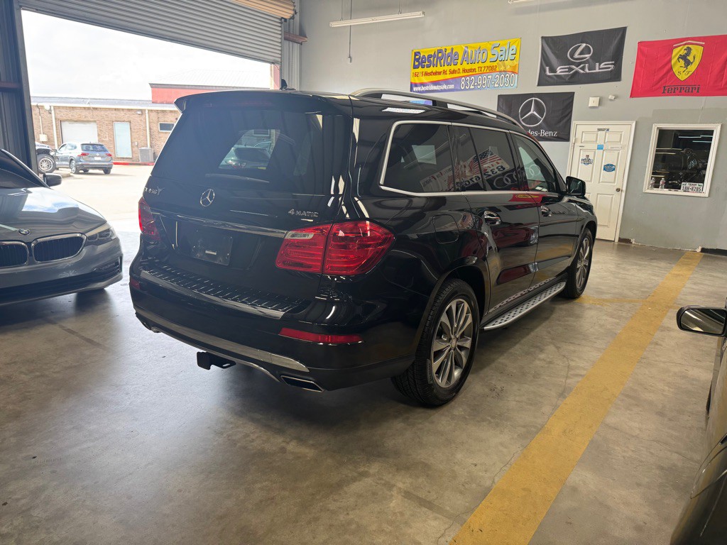 2016 Mercedes-Benz GL-Class Image 8