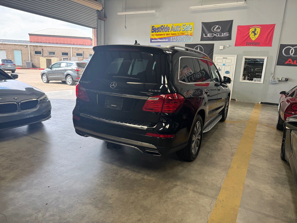 2016 Mercedes-Benz GL-Class Image 9